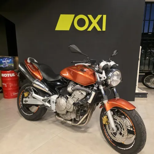 CB 600F HORNET