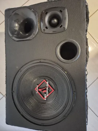 Caixa trio com módulo