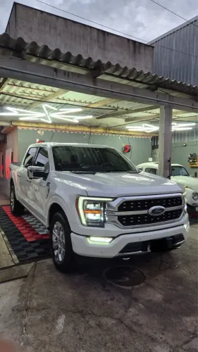 Ford F-150 Platinum 4X4 5.0 V8 2023