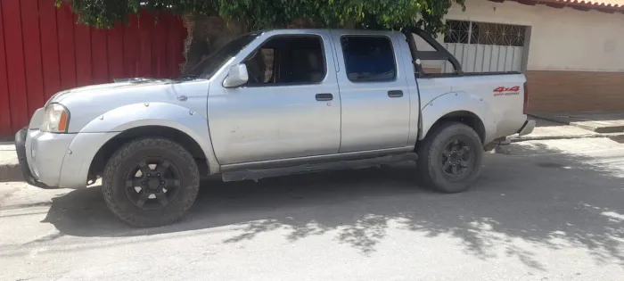 Nissan Frontier Se/se Strik/one CD 4X4 2.8 Dies 2003
