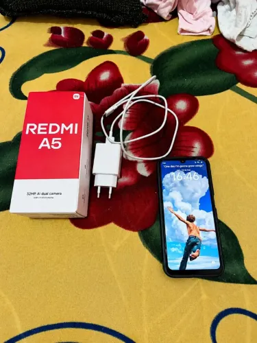 Redmi A5 128GB / 4GB RAM - Seminovo
