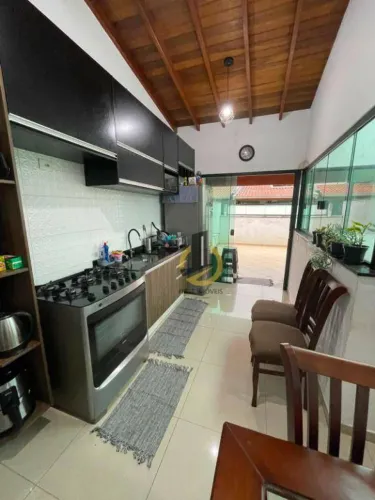 Apartamento cobertura à venda - 86m² - 2 dormitórios - 1 banheiro - móveis planejados - 1