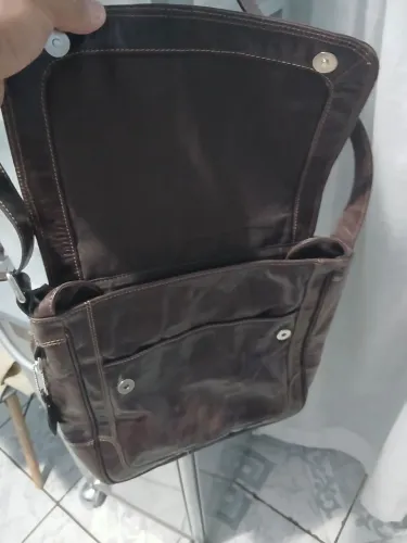 Vendo bolsa transversal de couro legítimo, lista Robles Polo time original 