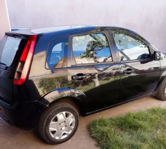 Ford Fiesta S 1.0 8V Flex 5P 2014