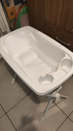 Banheira com suporte