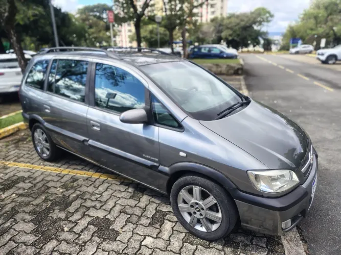Chevrolet Zafira Eleg.2.0 MPFI Flexpower 8V 5P AUT 2010