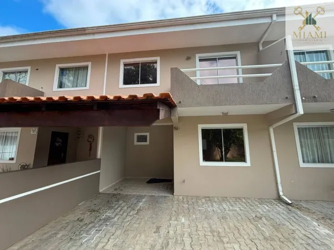 Sobrado com 3 dormitórios para alugar, 116 m² por R$ 3.863,00/mês - Hauer - Curitiba/PR