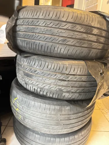 Pneus 215/50 R18
