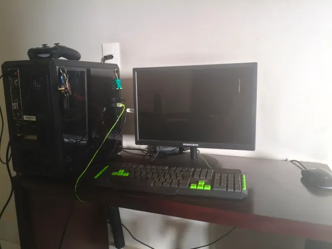 Vendo Pc gamer completo com todos os periféricos incluindo bluetoth 