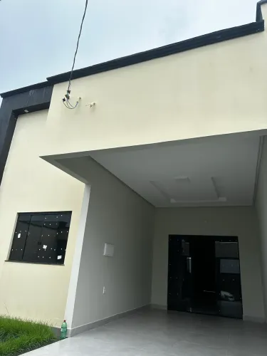 Casa à Venda na Valle, próximo à Barão | 3 Quartos, Suíte, Garagem e Quintal