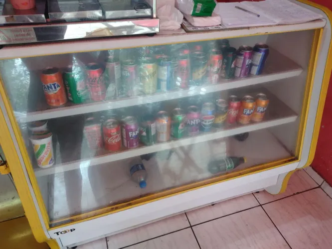 Vendo equipamentos para lanchonete