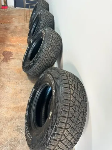 04 Pneus Pirelli Scorpion ATR