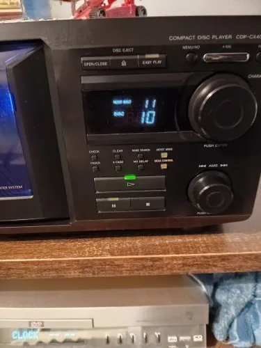 Toca cd da sony 400cds storang