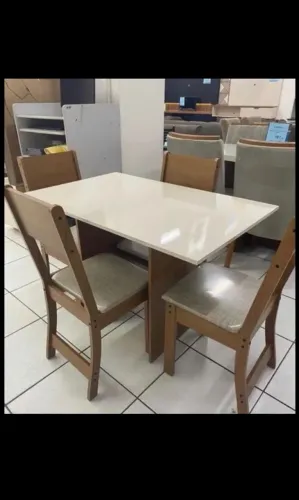 Mesa de Jantar Nova