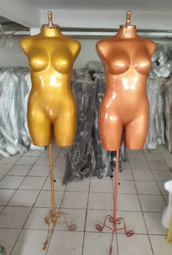 MANEQUIM BUSTO PLUS 