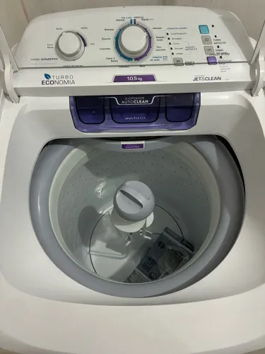 Máquina de Lavar 10,5kg Electrolux