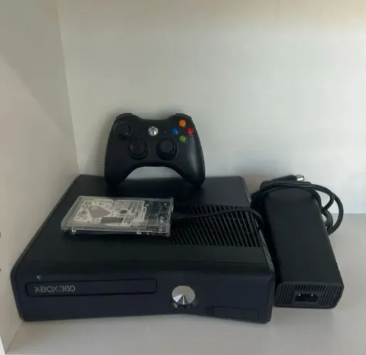 Xbox 360 Desbloqueado HD c/ + de 100 Jogos!! - Completo! (Aceito Cartão)