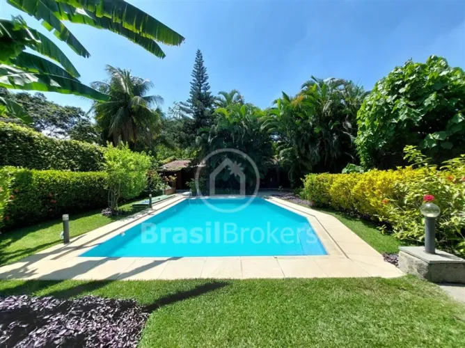 Casa de Condomínio à venda com 1560,00m² e 4 quartos em Barra da Tijuca, Rio de Janeiro -