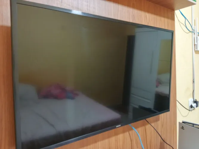 Tv Samsung 43 polegadas, Semi-nova 
