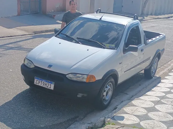 Fiat Strada Working 1.5 MPI 8V CS (álcool) 1999