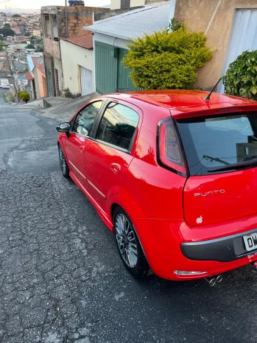 Fiat Punto Sporting 1.8 Flex 8v/16v 5P 2014