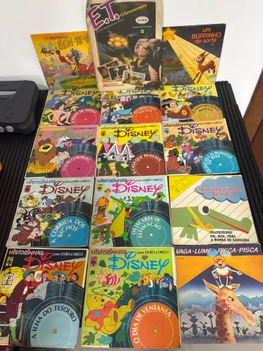 Lote de Historinhas com Livro e Disco Disney Retrô