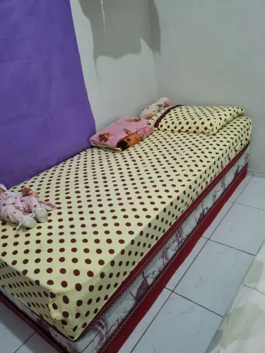 Vendo cama box solteiro