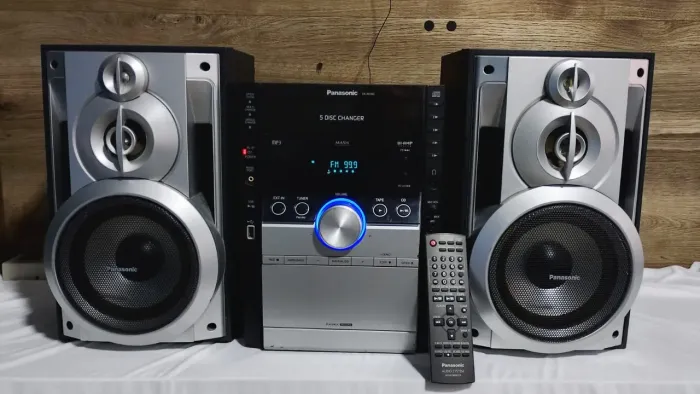 MINI SYSTEM PANASONIC AK350 COMPLETO CONTROLE ORIGINAL E BLUETOOTH ADAPTADO 