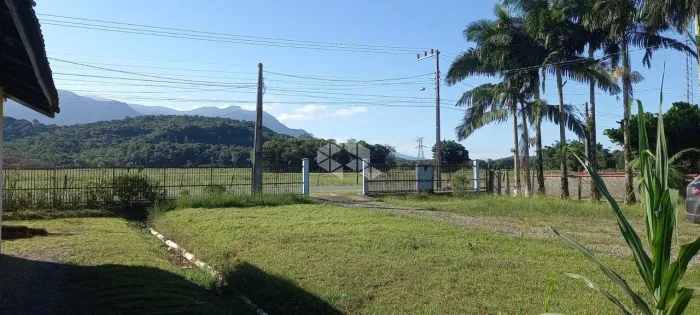 Chácara a Venda no Rio Bonito! Aceita permuta com carro e casas!!