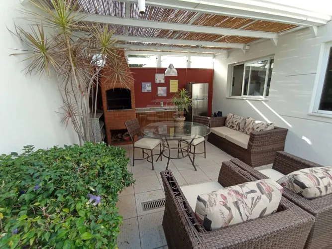 Casa a venda no Condomínio Vila Toscana com 3 quartos em Sousas