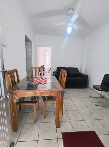 Apartamento para venda tem 47 m2 com 1 quarto a 150 m do mar em Guilhermina - Praia Grand