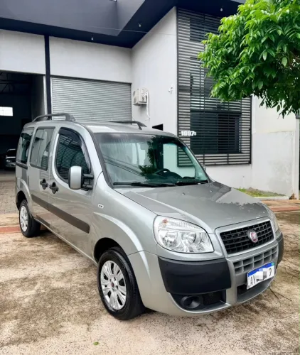 Fiat Doblo Attractive 1.4 Fire Flex 8V 5P 2014
