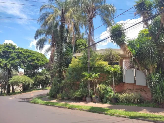 CASA AMPLA A VENDA NO JD. PALMA TRAVASSOS