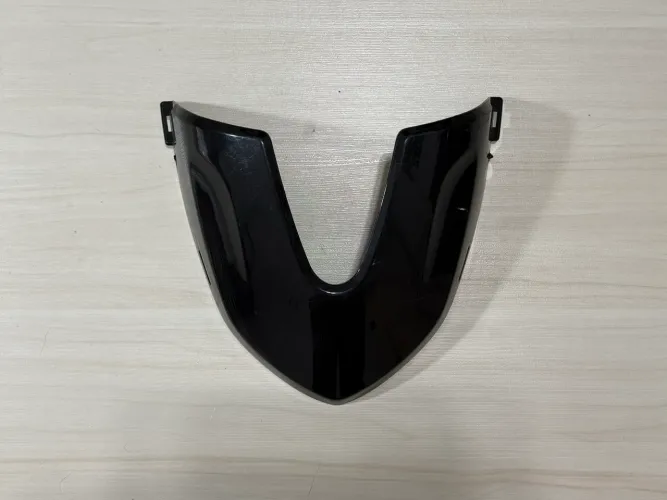 Capa superior farol Suzuki B-King 1300 08/09