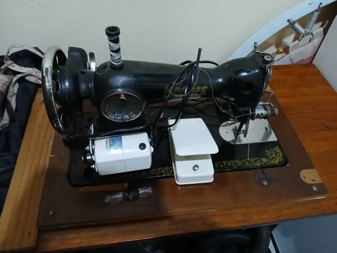 Máquina de costura