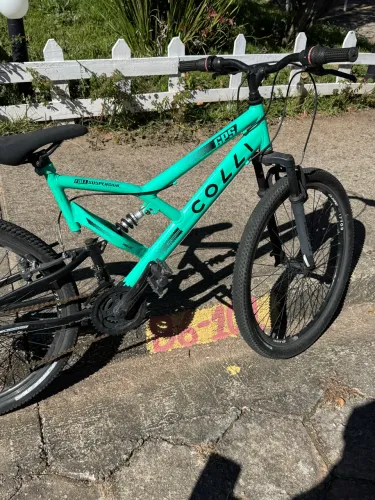 Bicicleta novíssima