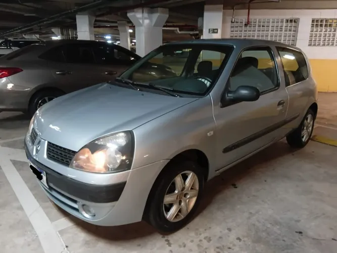 Renault Clio Authentique 1.0/1.0 Hi-power 16V 3P 2005