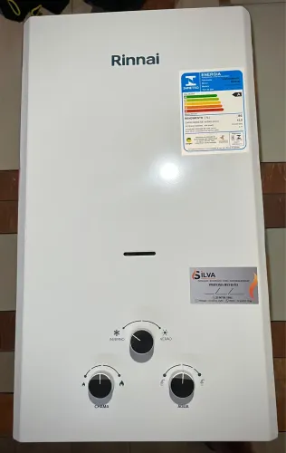 ? Aquecedor de Água a Gás Rinnai M150 - 15 Litros PILHA - SEMINOVO