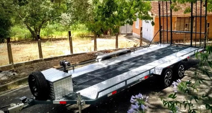 CARRETINHA PRANCHA TRUCADA 1.500KG.