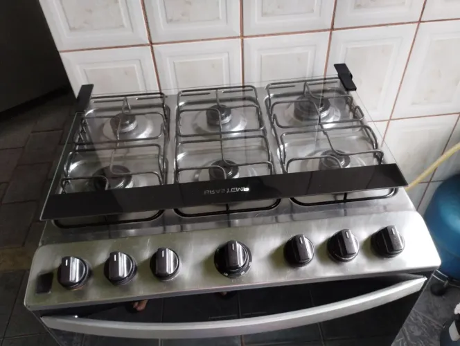 Vendo fogão Brastemp 6 bocas muito conservado