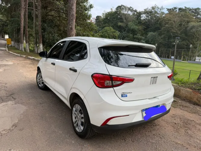 Fiat Argo 1.0 6V Flex. 2024