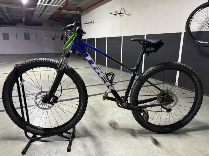 Bicicleta Trek Marlin Aro 29
