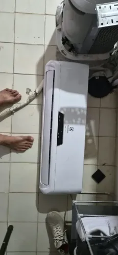 Ar condicionado split Electrolux 9.000 BTUs - Branco