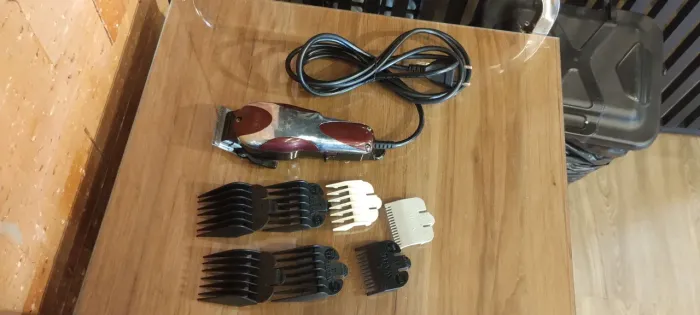 Máquina de cortar cabelo Whal