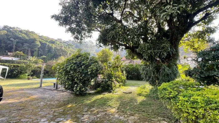 Terreno à venda, Retiro, Petrópolis, RJ