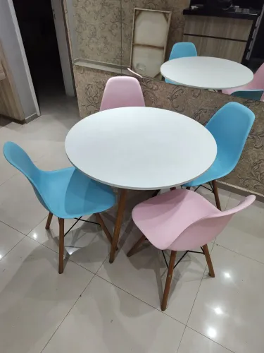 Mesa moderna