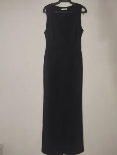 Macacão Preto Básico Feminino