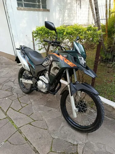 Honda XRE ADVENTURE aceito trocas