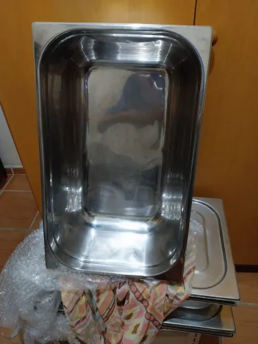 Vendo cubas de aço inox pra servir comida em seu restaurante e negocio com tamanho ideal