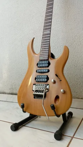 Guitarra Cort Viva Gold II (Korea)